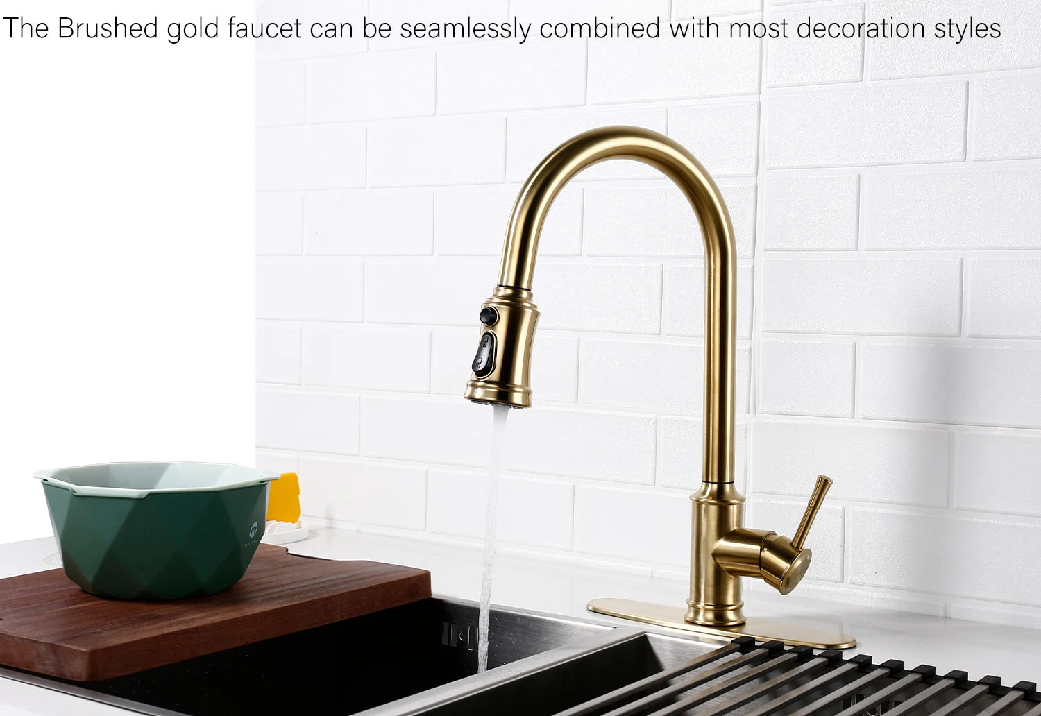 Touch Sensor Brushed Gold Brass Deck Mounted Kitchen Faucet 3 Function Single Handle Pull Out Mixer Hot and Cold Water Taps