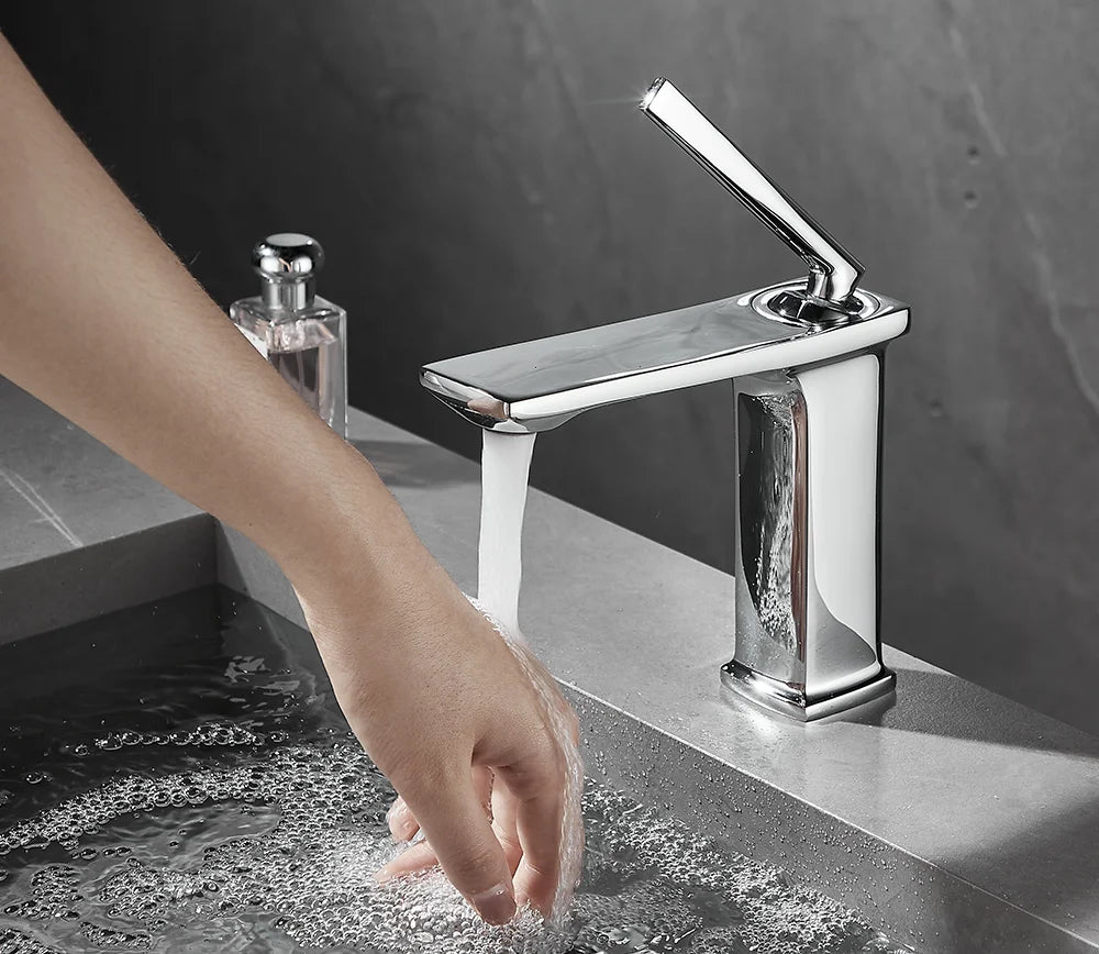 Basin faucet bathroom washbasin faucet hot and cold basin sink faucet bathroom faucet brushed gold faucet