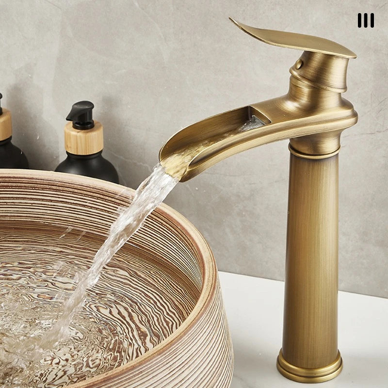 Luxury European-Style Antique Copper Waterfall Basin Faucet Home Bathroom Vanity Basin Hot & Cold Water Faucet