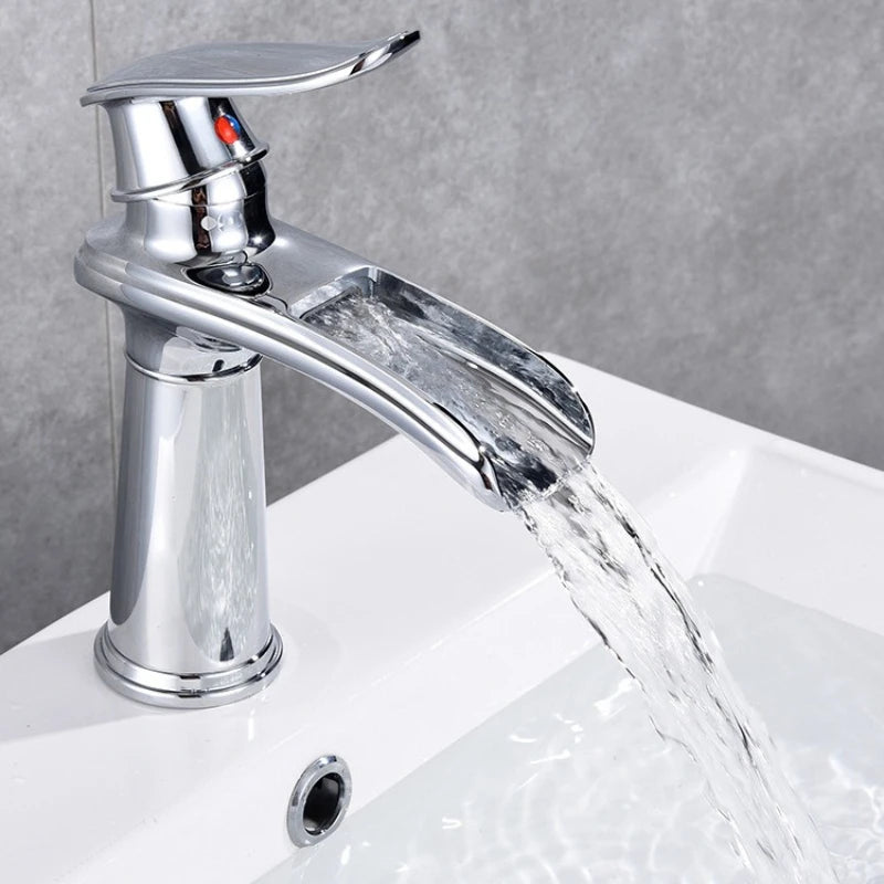 Luxury European-Style Antique Copper Waterfall Basin Faucet Home Bathroom Vanity Basin Hot & Cold Water Faucet